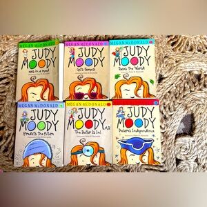 Judy Moody by Megan McDonald Award winning series set of Books 1-6